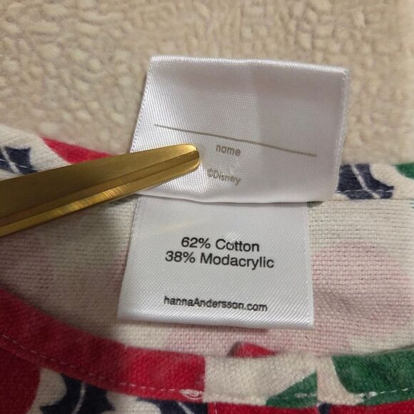 Hanna Andersson Disney Christmas Nightgown, Size 8 (130) - Picture 5 of 10